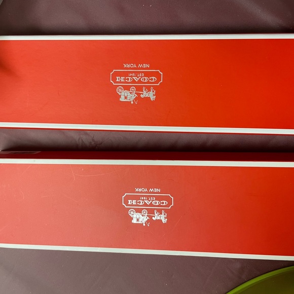 NWT Coach rubber watch, white - Picture 7 of 9